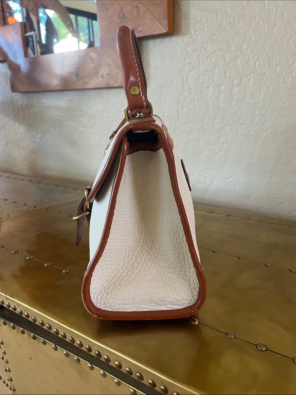 Dooney & Bourke Top-Handle White and Brown Leather Satchel Handbag - Picture 3 of 8